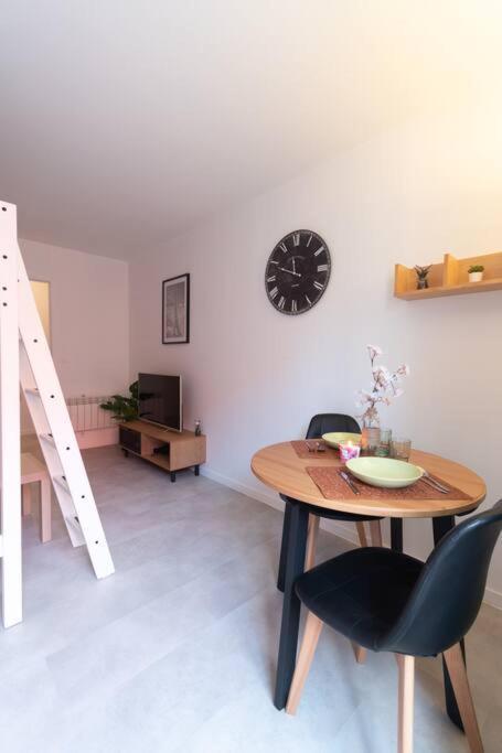 Le Studieux-T1-30M2-Pte Paris M7 Le Kremlin-Bicêtre Exterior foto
